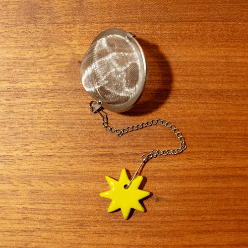 Infusor de Aco Inox Corrente Berloque Estelar - Amarelo